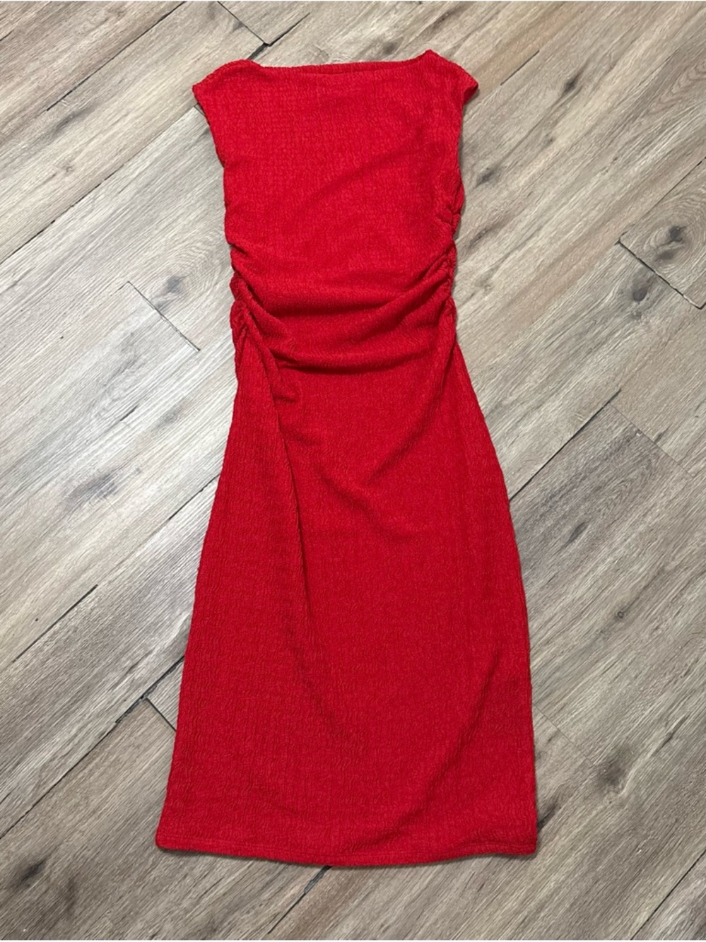 H&M Red Ruched Fitted Midi Dress